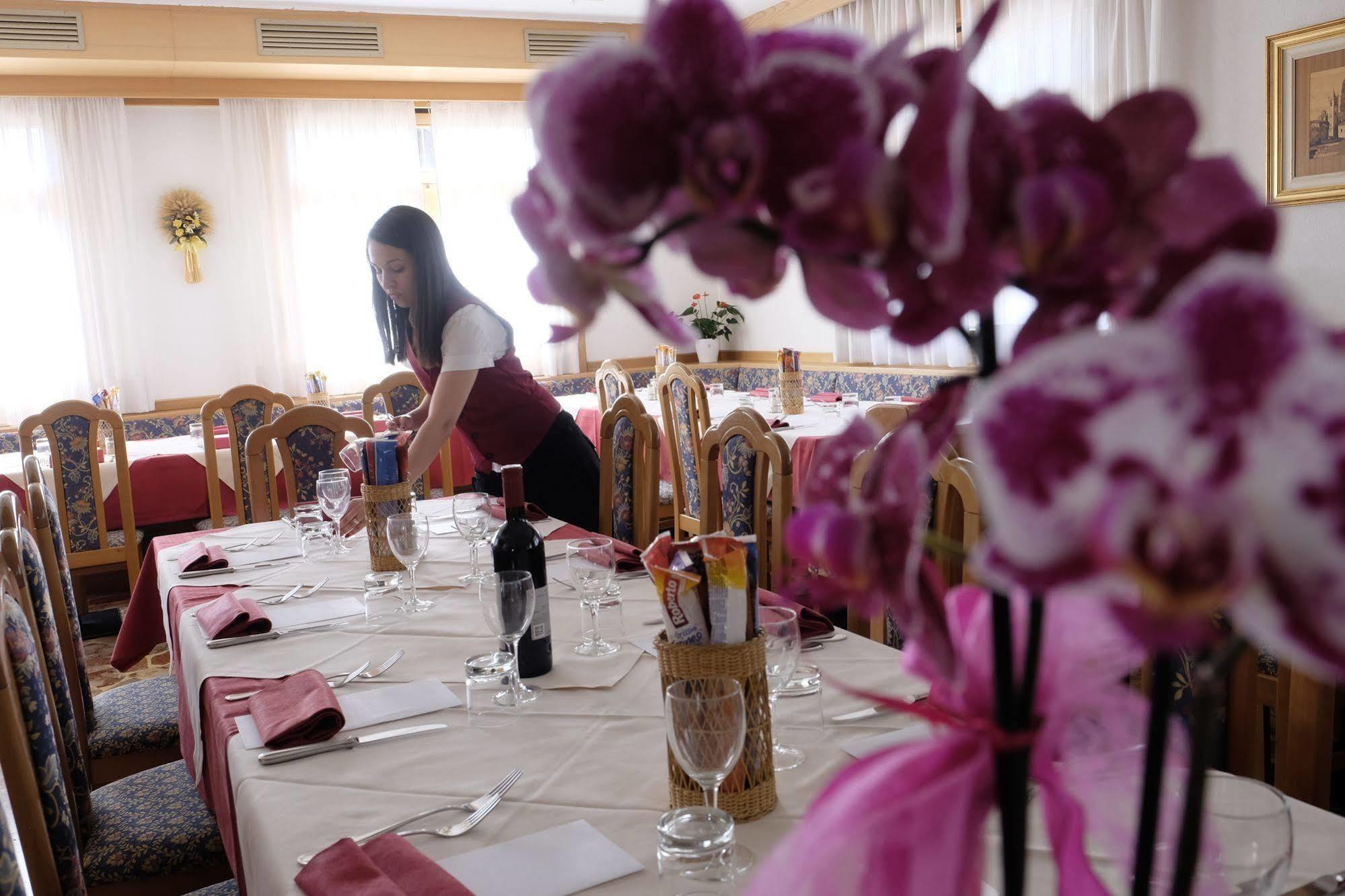 Albergo Antico Predazzo Ngoại thất bức ảnh