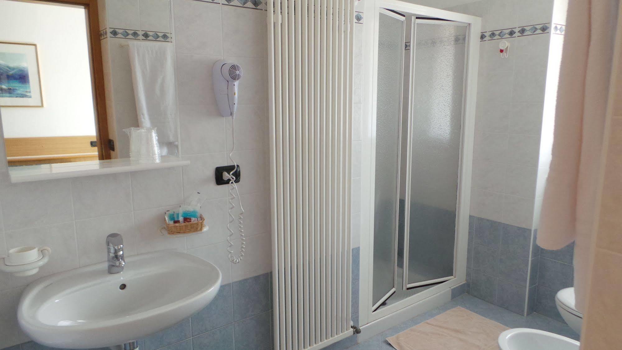 Albergo Antico Predazzo Ngoại thất bức ảnh